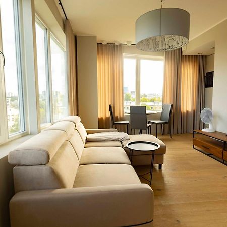 Beautiful Apartment Next To The Kalev Stadium 탈린 외부 사진